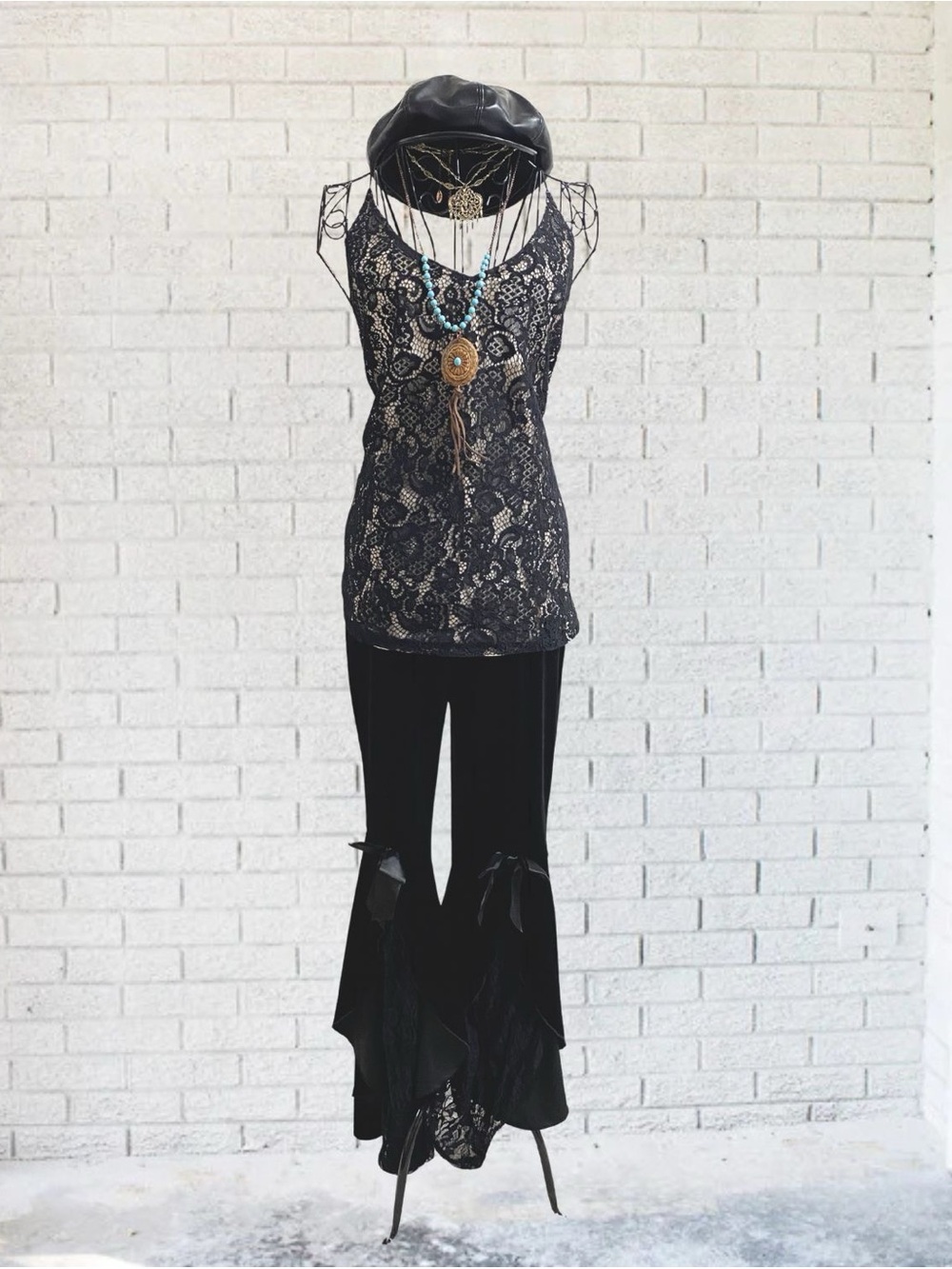 Loft Black Lace Tan Pink Tank Top Shirt Women's Size Large Boho Bohemian V-Neck